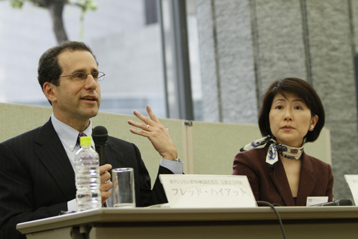 Fred Hiatt, left, and Akiko Imai