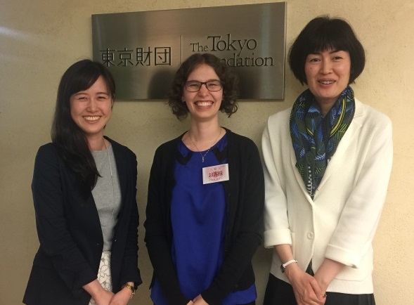 Clark, center, with Tokyo Foundation program officers Aya Oyamada, left, and Tomoko Yamada. 